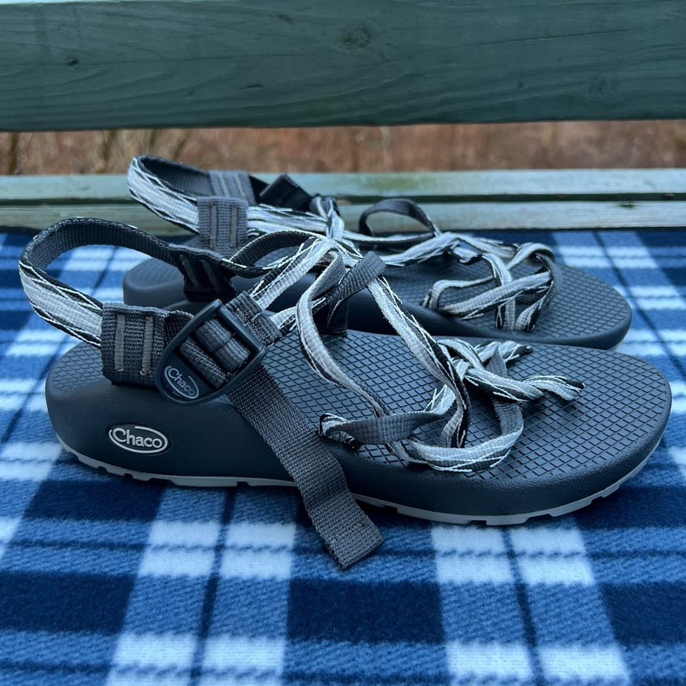 NEW Chaco ZX2 Strap Sandals Shoes Rubber Lightweight Black Grey Women’s Size 9